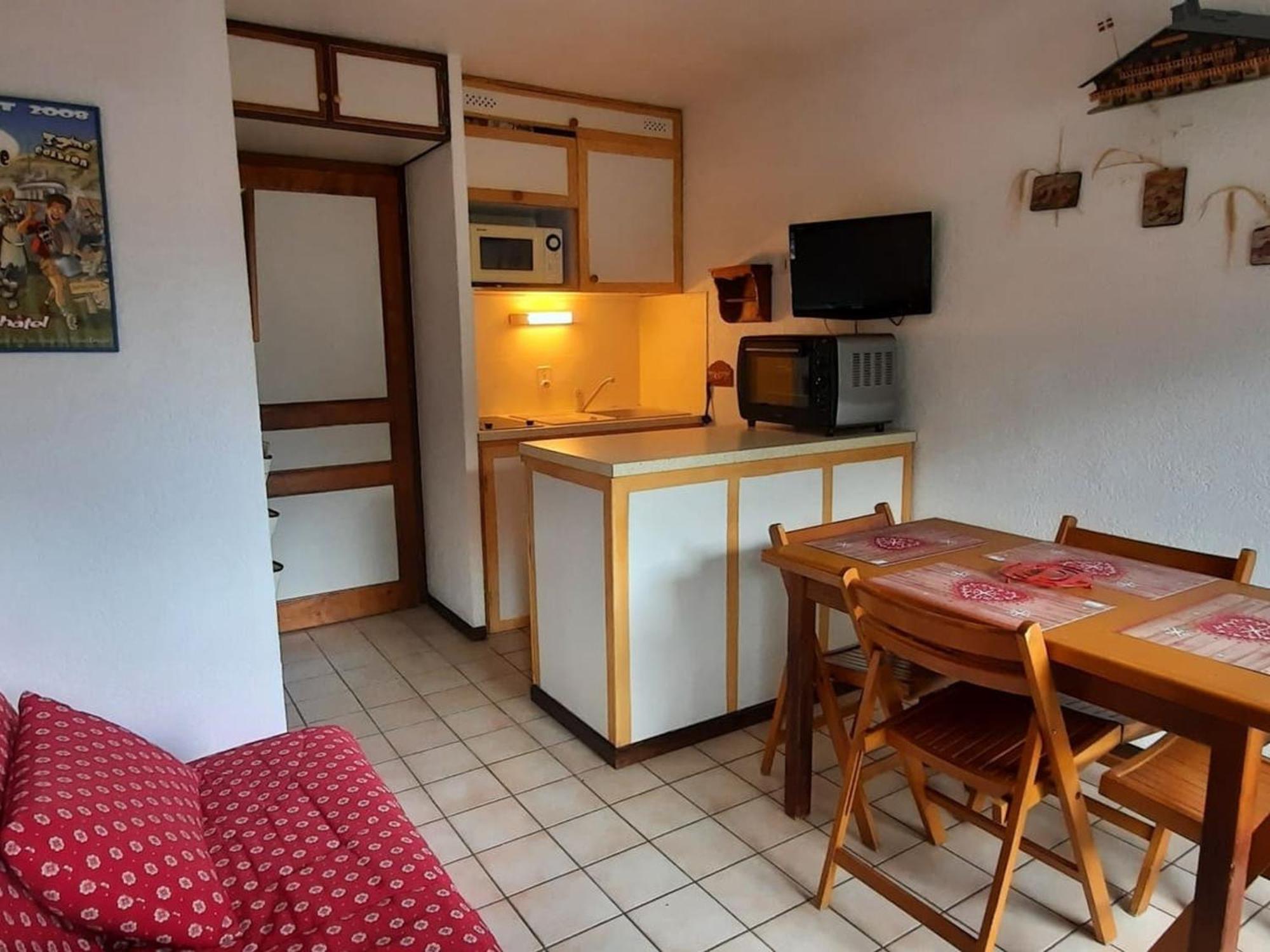 Charmant Studio 3 Pers. Avec Balcon, Proche Centre Et Remontees, Parking Inclus, Chatel - Fr-1-676-34 Apartment Luaran gambar